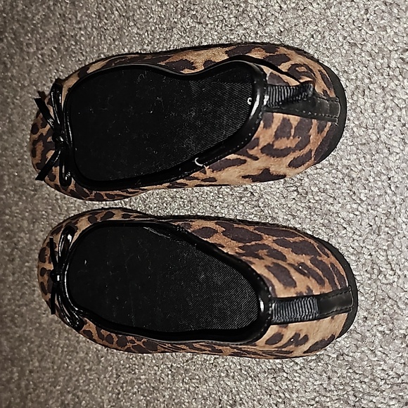 Cheetah Print Flats #B5 - Picture 4 of 4